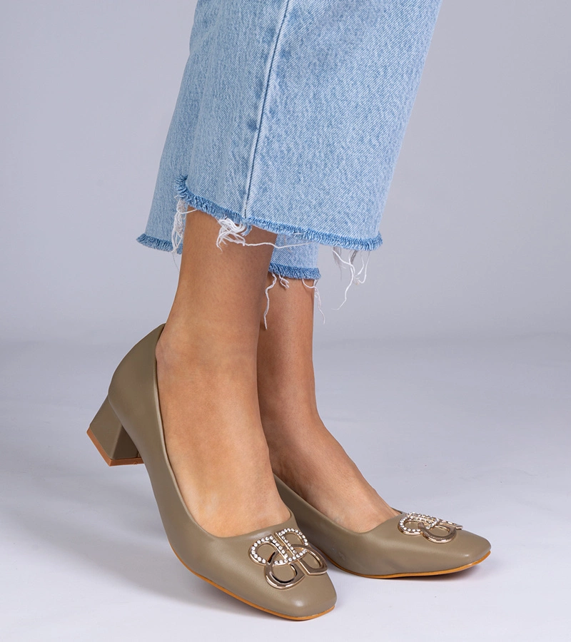 Pantofi verzi cu toc jos și cristale Cahes