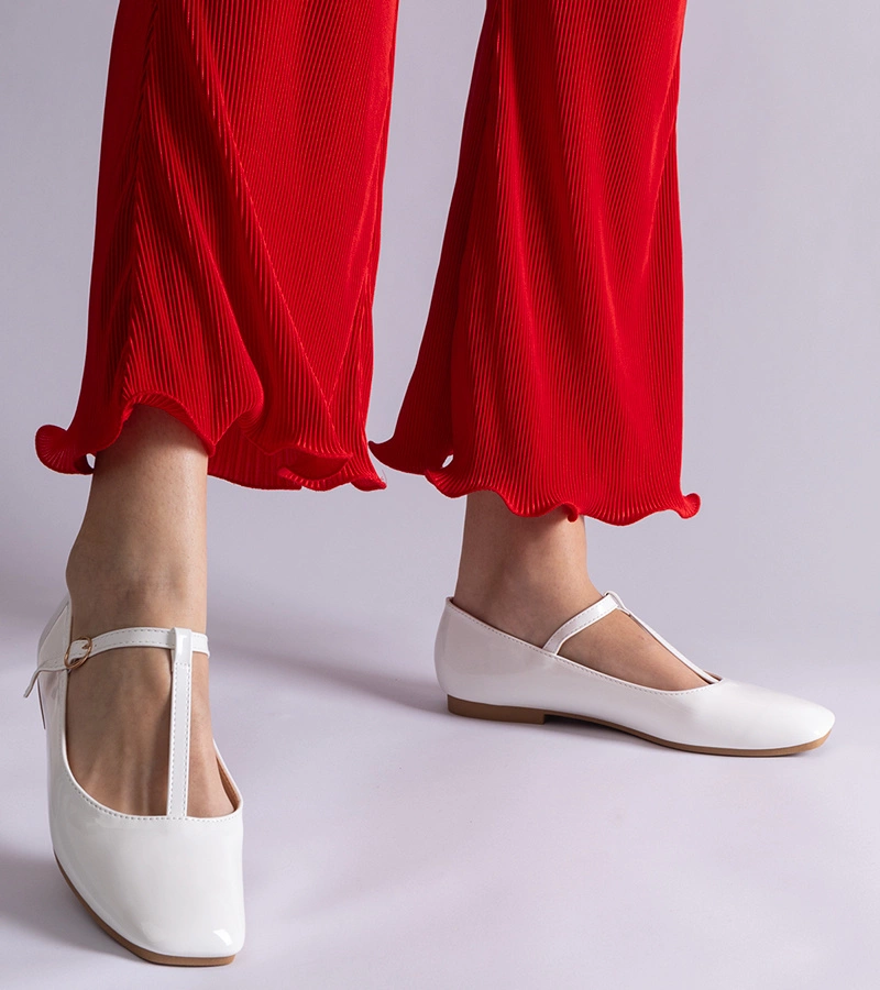 Balerini lăcuiți albi cu bareta Marseille