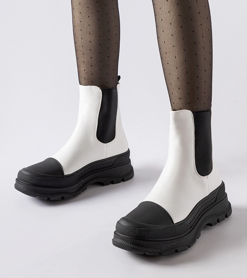 Cizme albe cu talpă sport Ermanno