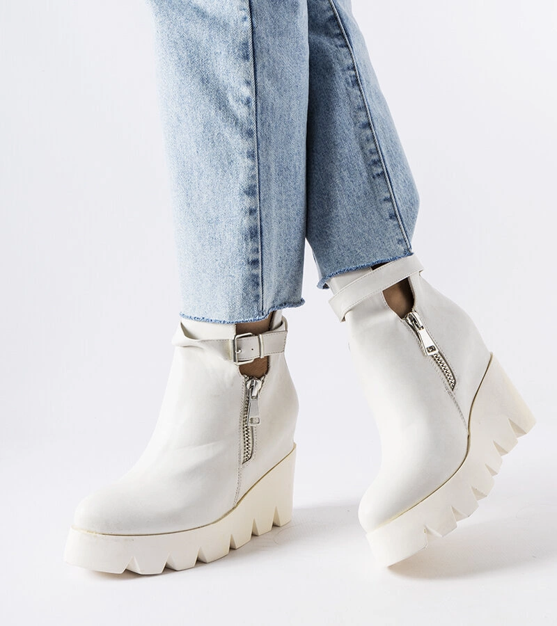 Cizme albe cu toc Sherri