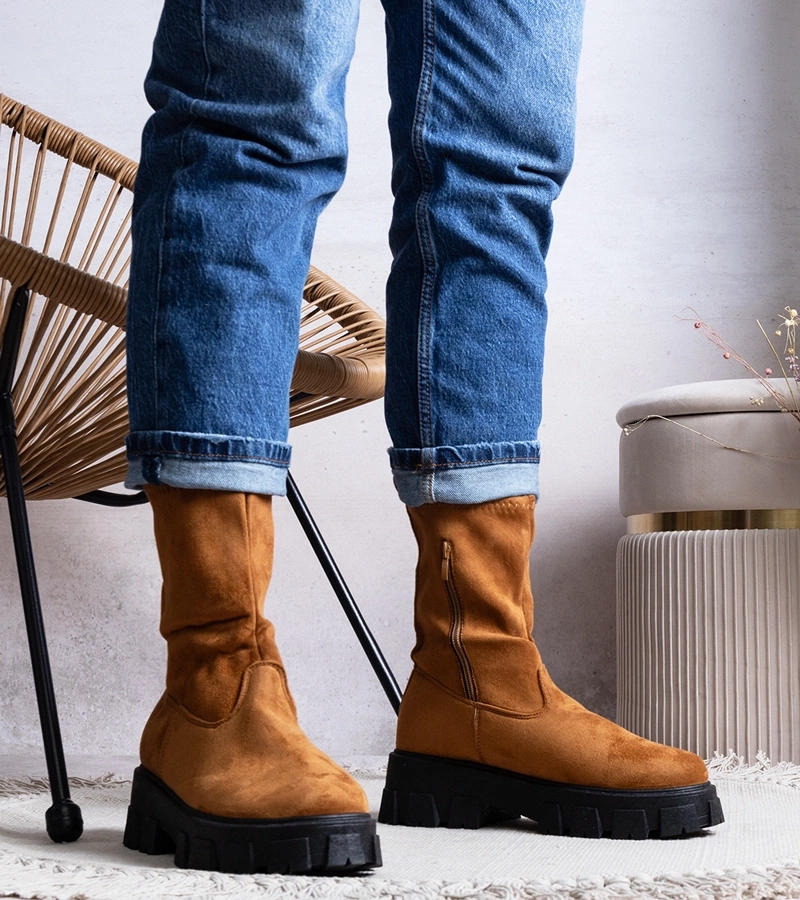 Cizme cu platformă maro de la Conco