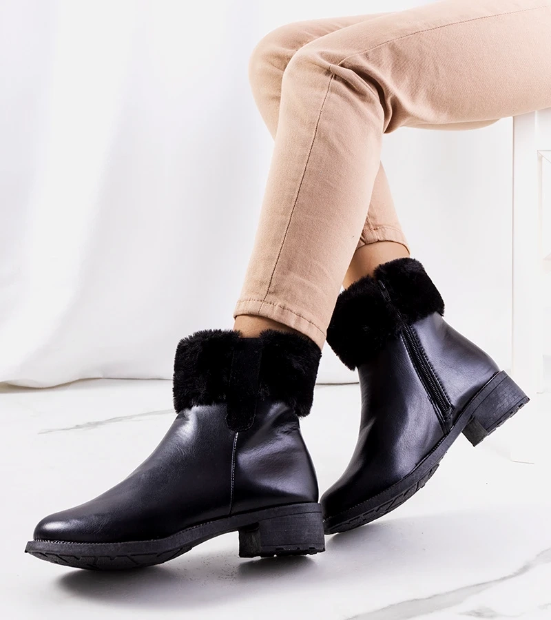 Cizme negre cu blană Velemir