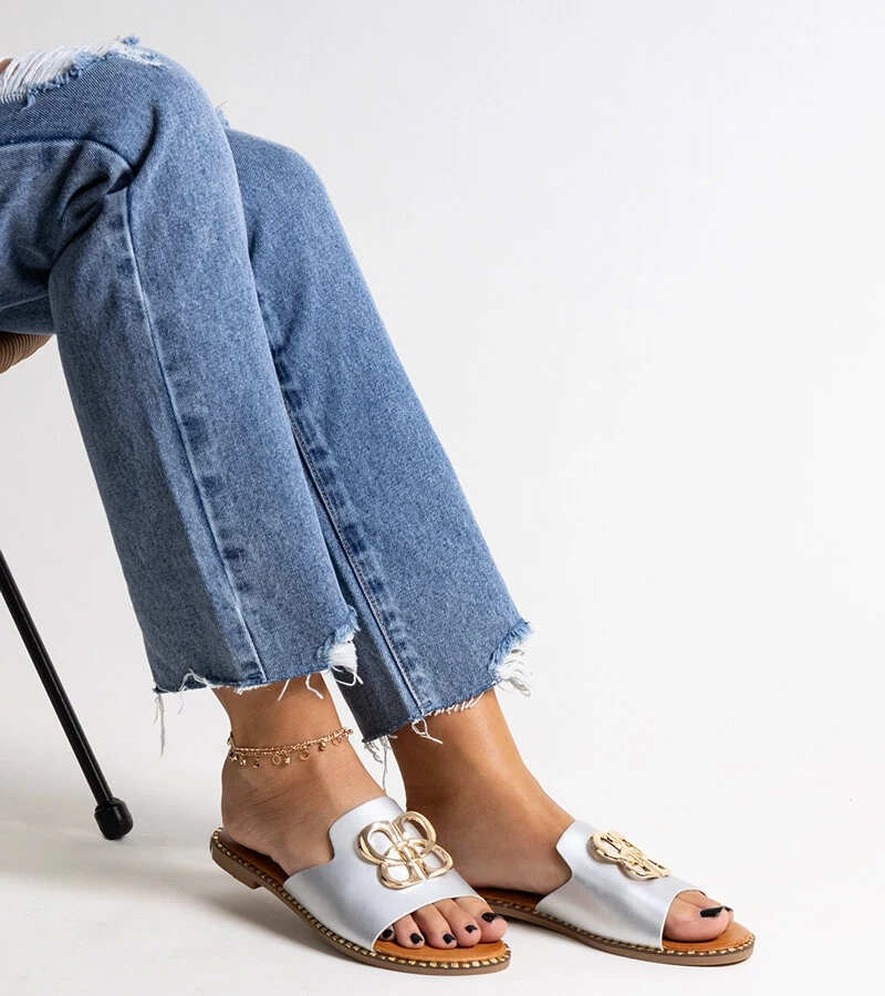 Pantofi de argint cu clema decorativă Safi