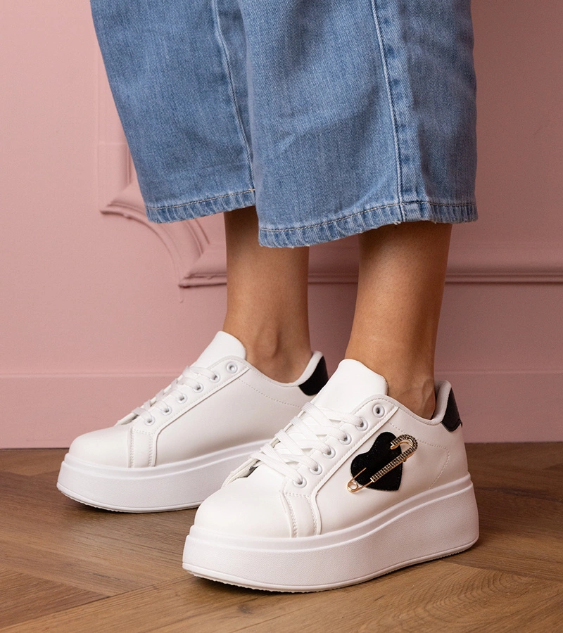 Adidași albi cu inimă neagră și cristale Lerisol
