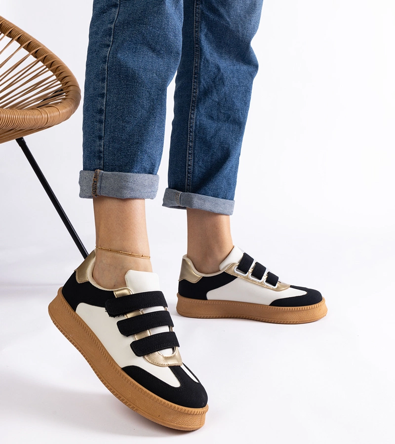 Adidași negri cu scai Mena