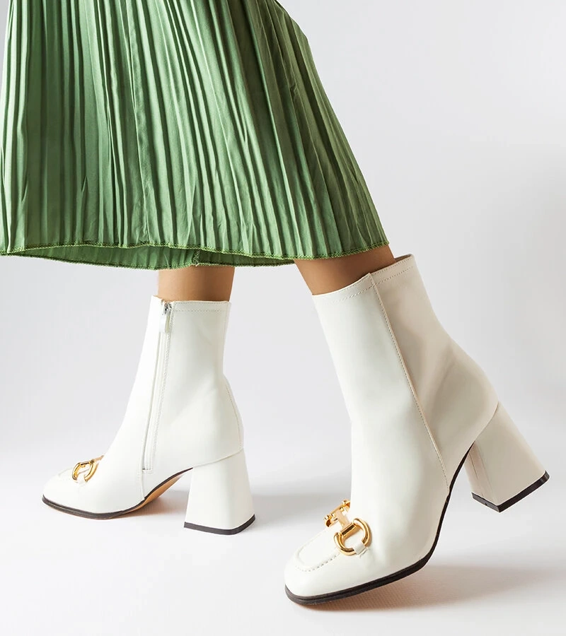 Cizme albe cu toc stiletto Castione