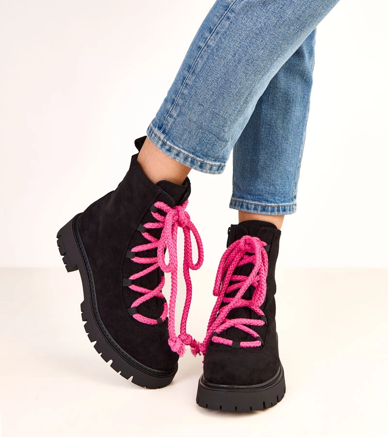 Ghete negre cu șiret roz decorativ Gabria