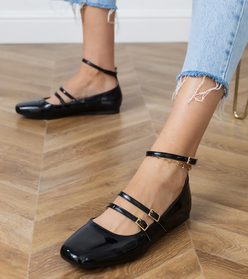 Balerini negri lăcuiți cu catarame Valos