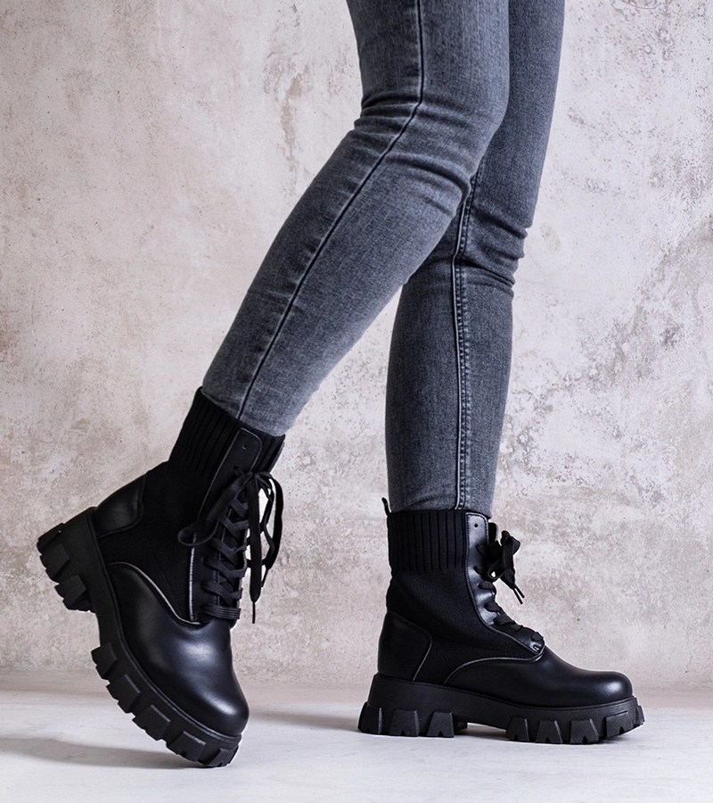 Cizme negre pentru femei cu guler elastic pe talpă groasă Zogba.