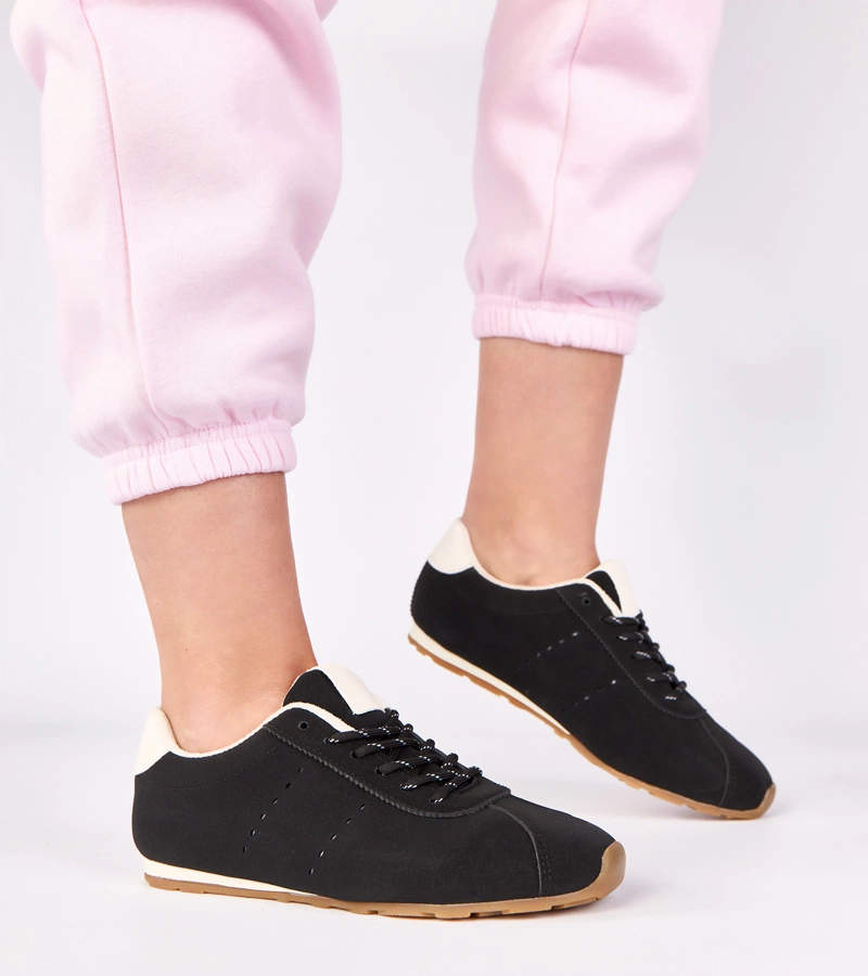 Adidași negri cu accent alb Birna