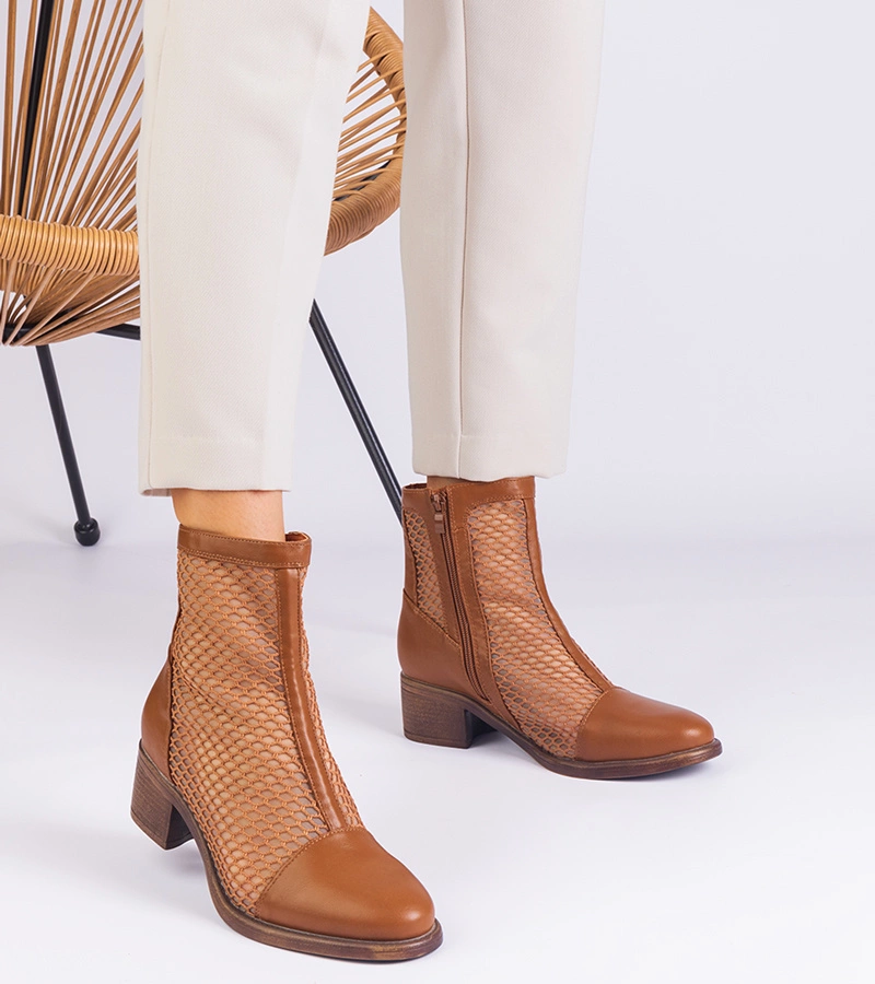 Botine maro din plasă cu toc Melarka