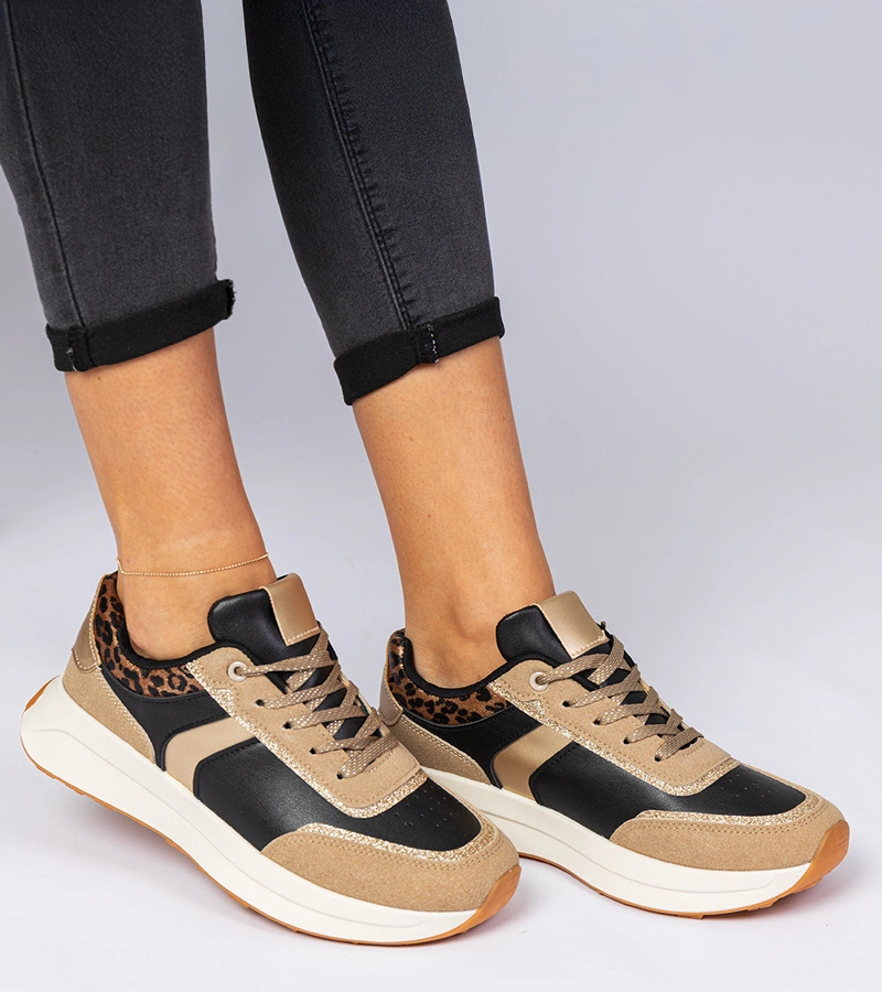 Adidași negri de damă cu sclipici și cu un model animalier Markuta