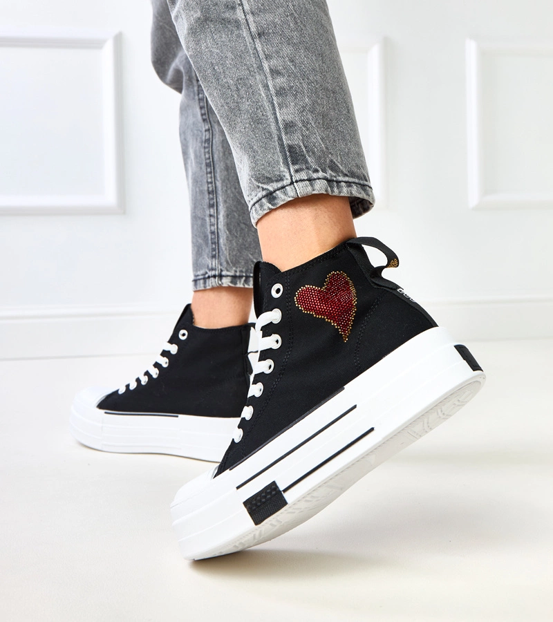 Adidași negri înalți pe platformă cu inimioară Ailea