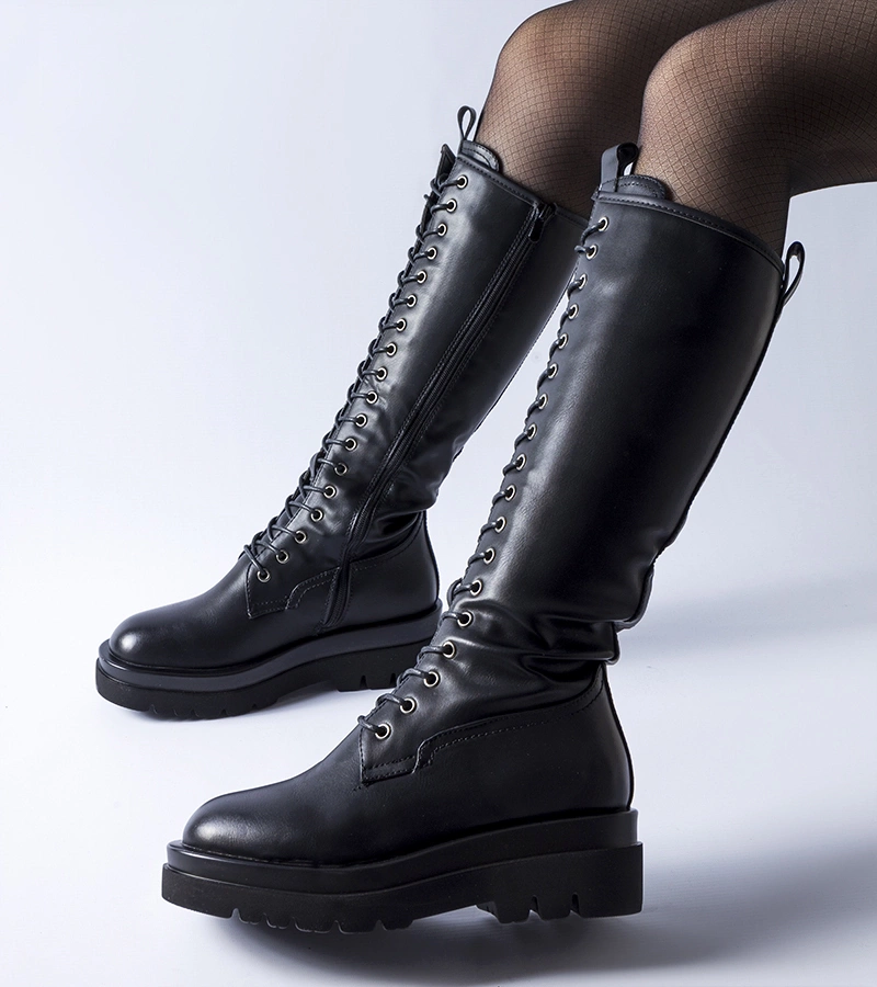 Bocanci negri lungi și căptușiți Padernello