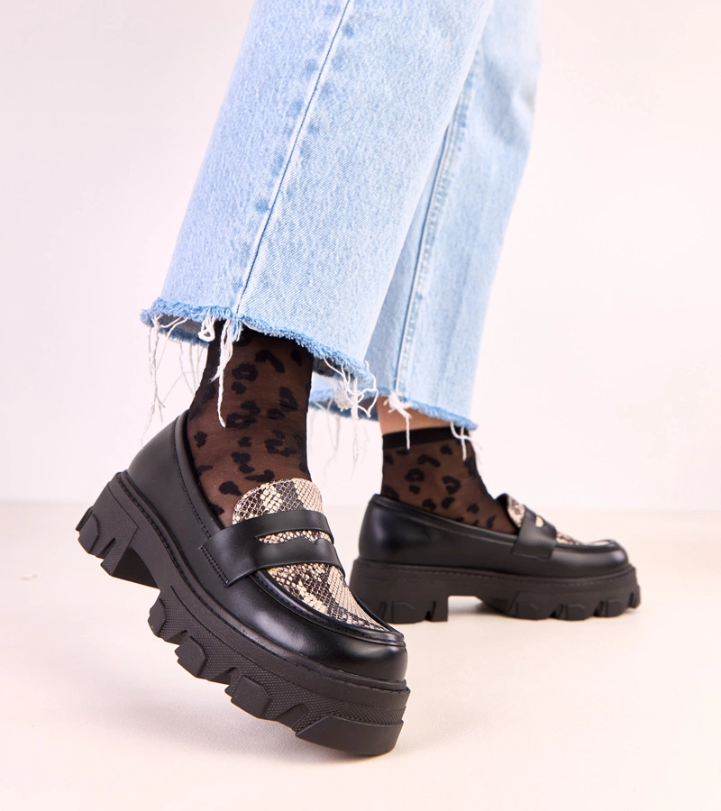 Mocasini negri cu motiv de piele de șarpe Loles