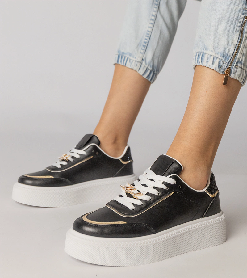 Adidași negri decorați cu sclipici și pietre Felura