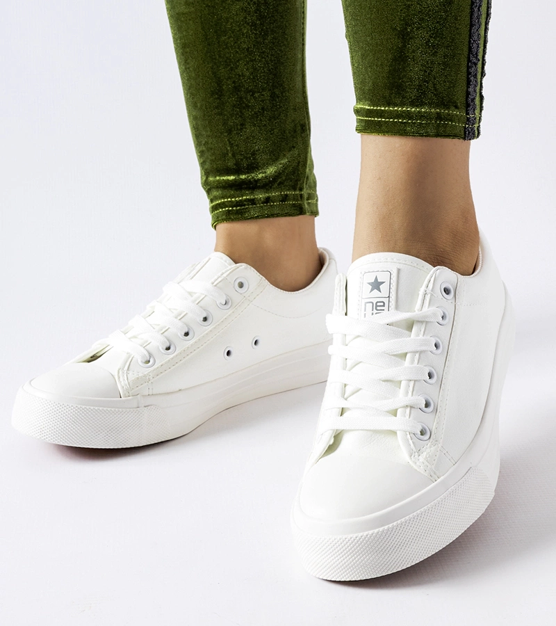 Pantofi de sport Mushirah clasici albi