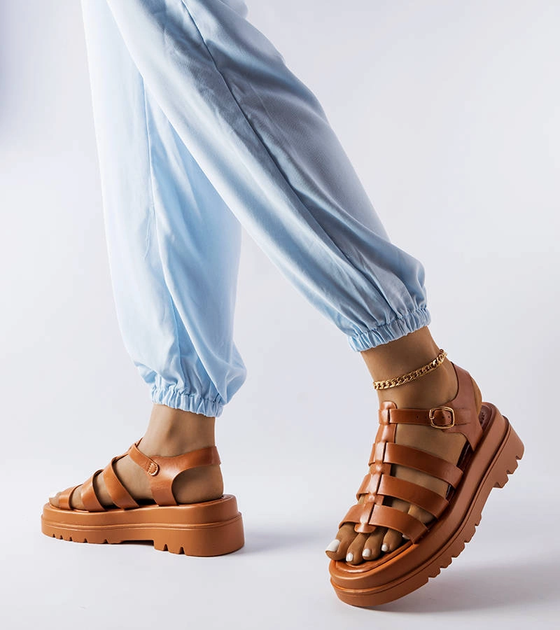 Sandale camel pe talpă de Saidi