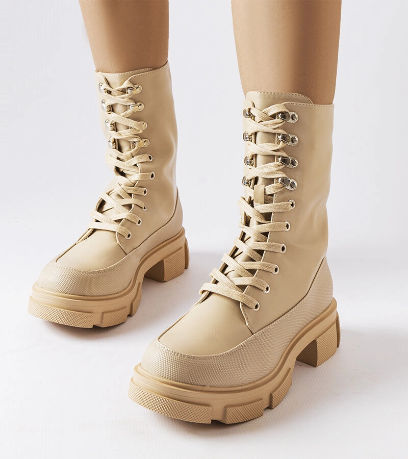 Beige baggers pe o talpă mai groasă de Lori