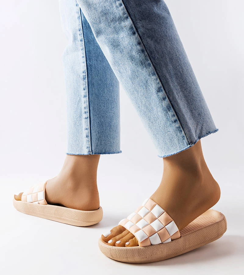 Șlapi cu platformă din cauciuc bej de la Elin