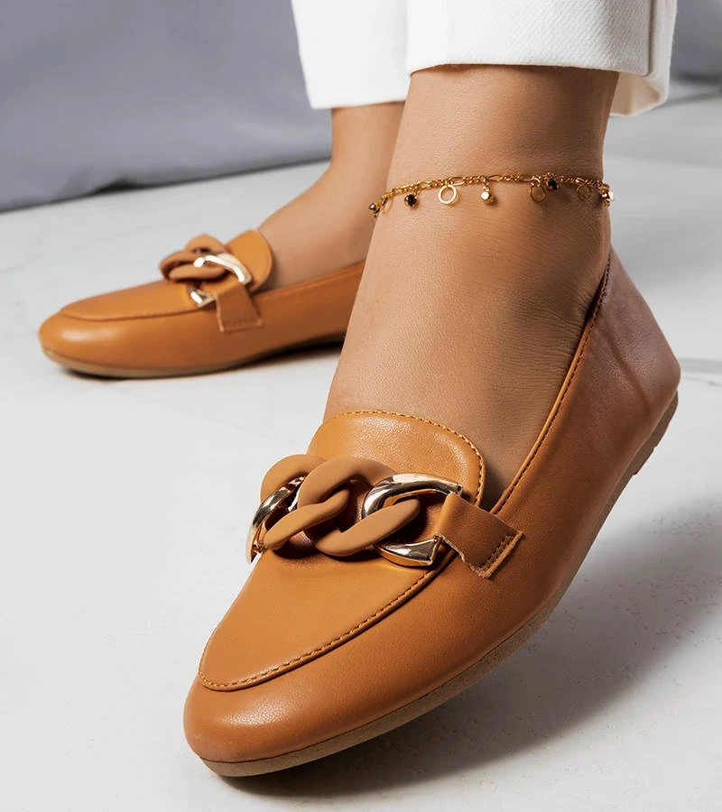 Mocasini maro cu lanț Mamie