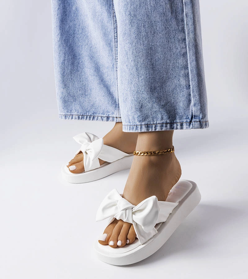 Flip-flops cu platformă albă și arc Edvard