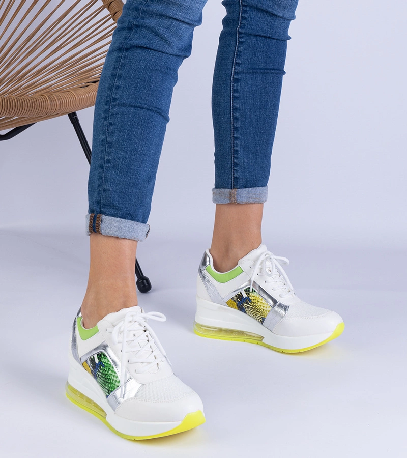 Adidași sport albi de damă cu detaliu colorat Saleo