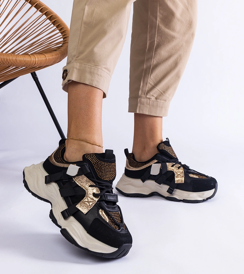 Adidași negri cu inserții aurii Candra