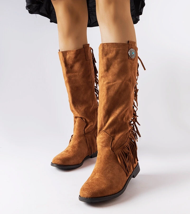 Cizme maro cu toc acoperit de Lecore