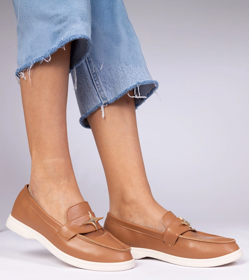 Senna pantofi damă maro cu ornament auriu