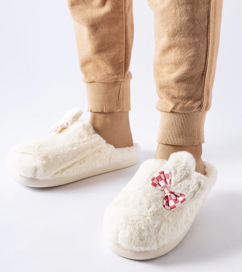 Papuci de damă albe și călduroase cu urechi Buga