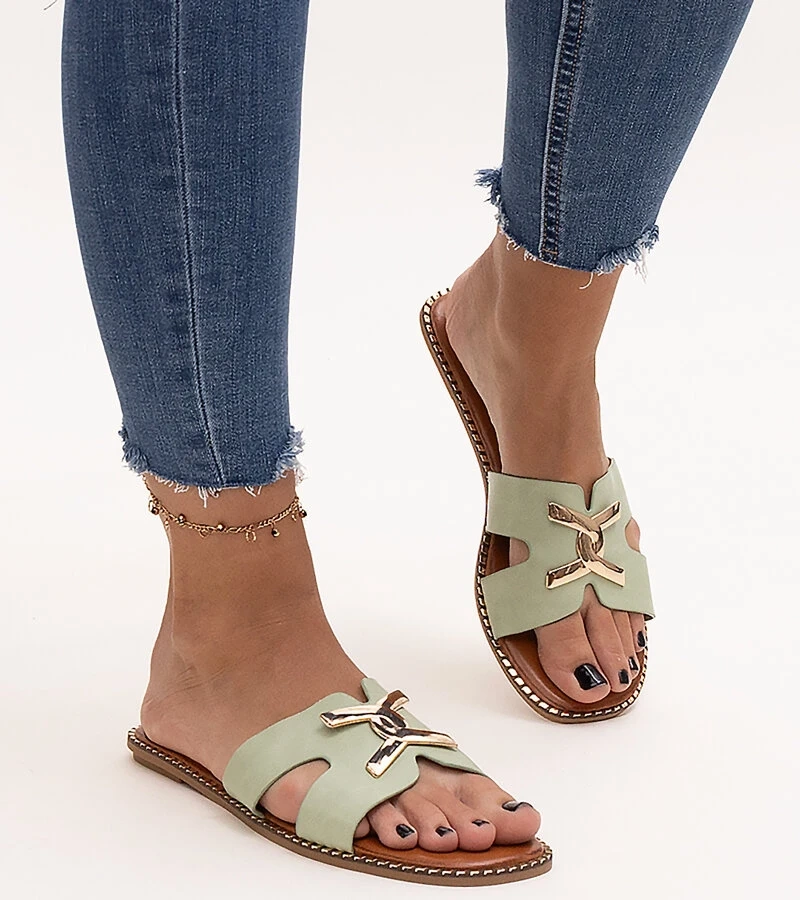 Papuci verzi cu clema Razanna