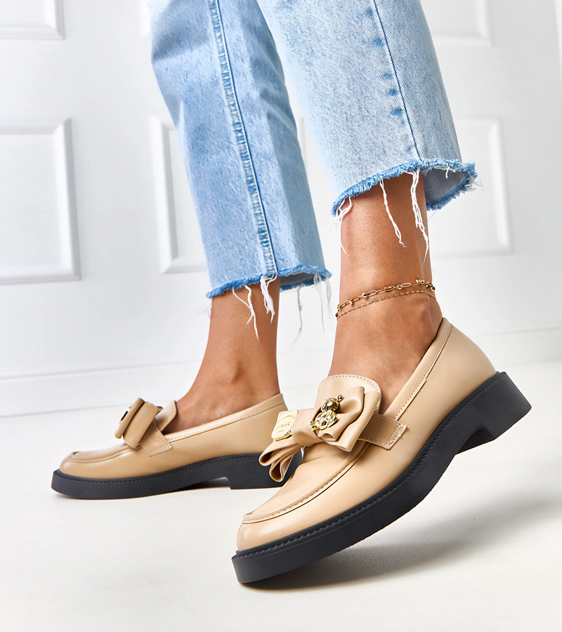 Mocasini bej cu fundiță și ursuleț Teriwa