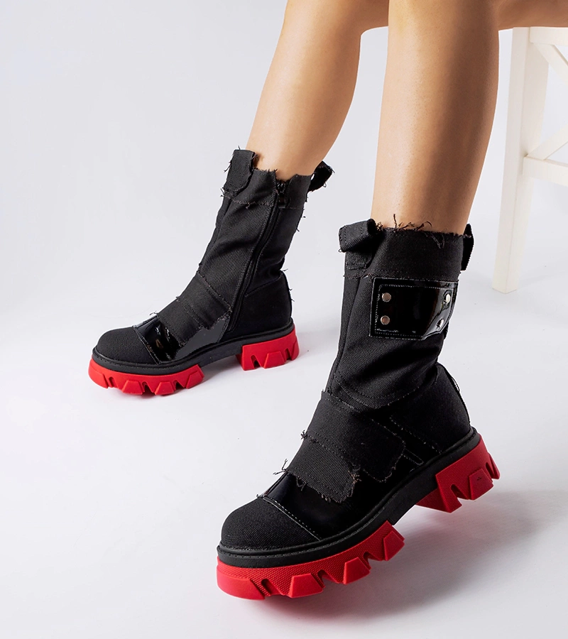 Botine negre cu pete roșii și talpă roșie Sabina