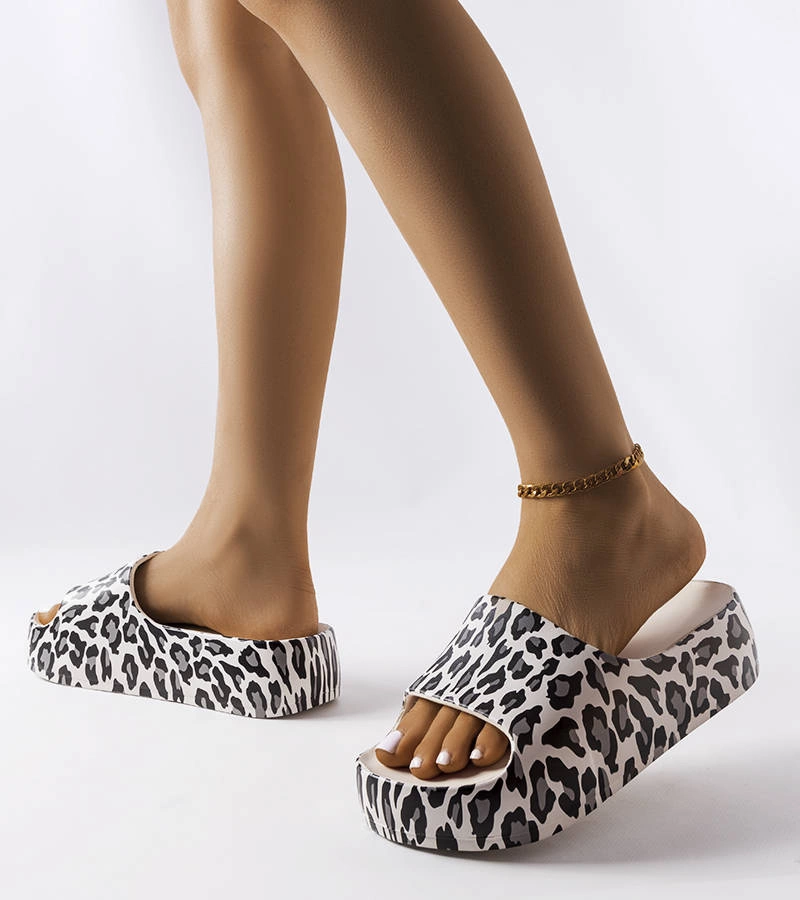 Flip-flops cu platformă Galena cu imprimeu leopard alb