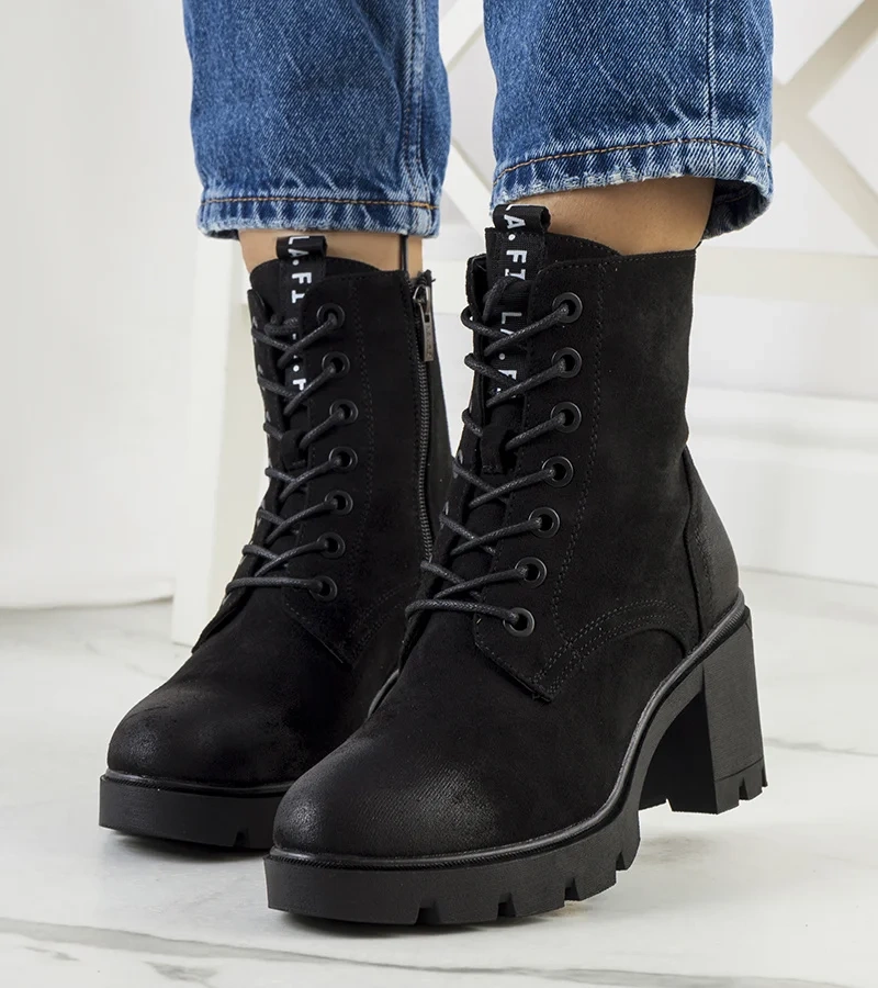 Chichig cizme cu toc din piele de căprioară neagră