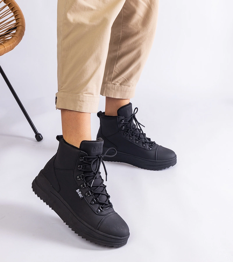 Botine negre călduroase Lee Cooper LCJ-23-31-3028L