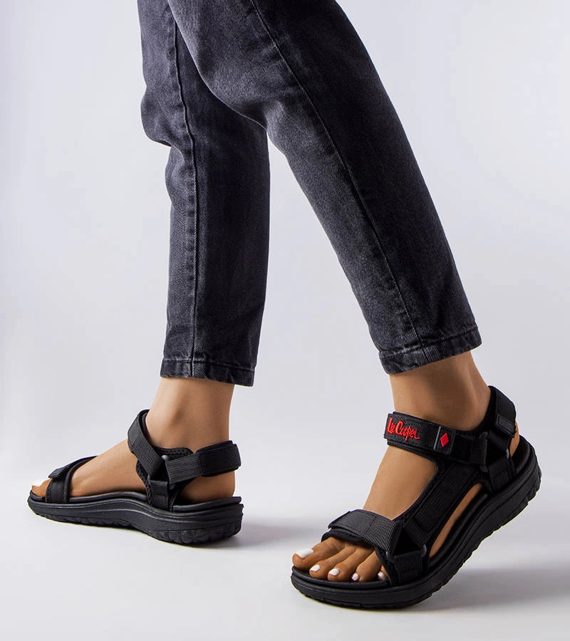 Sandale negre Lee Cooper LCW-23-34-0961L