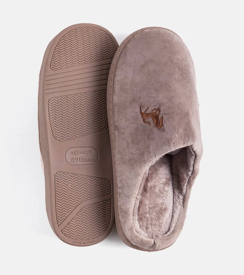 Papuci maro pentru bărbați Presse