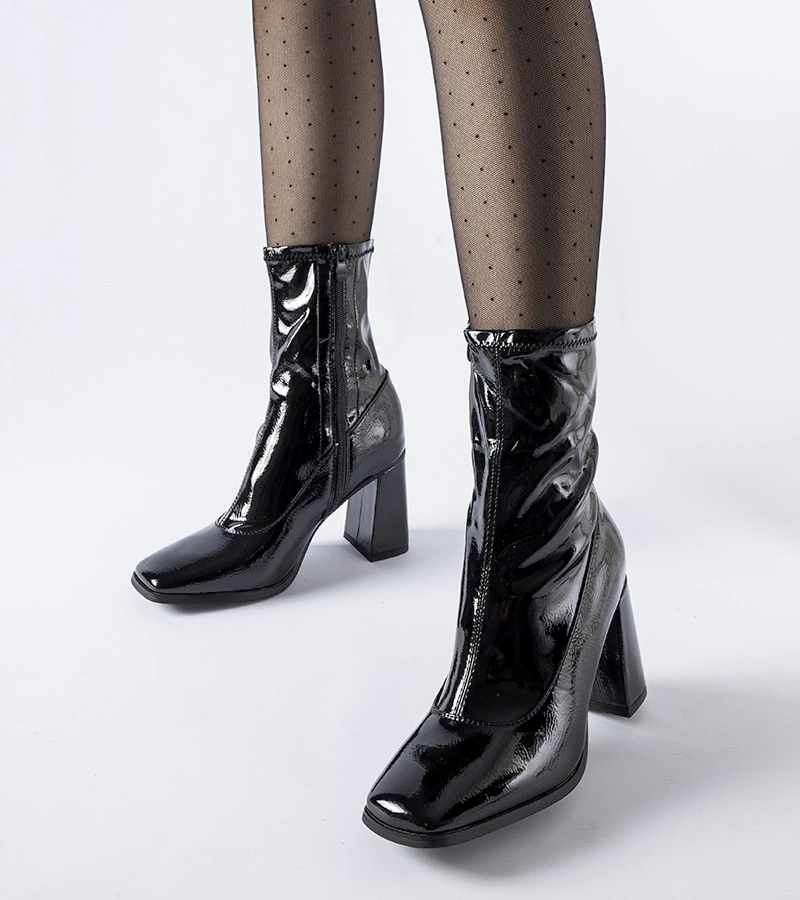 Botine negre lacuite pe toc Wheeler