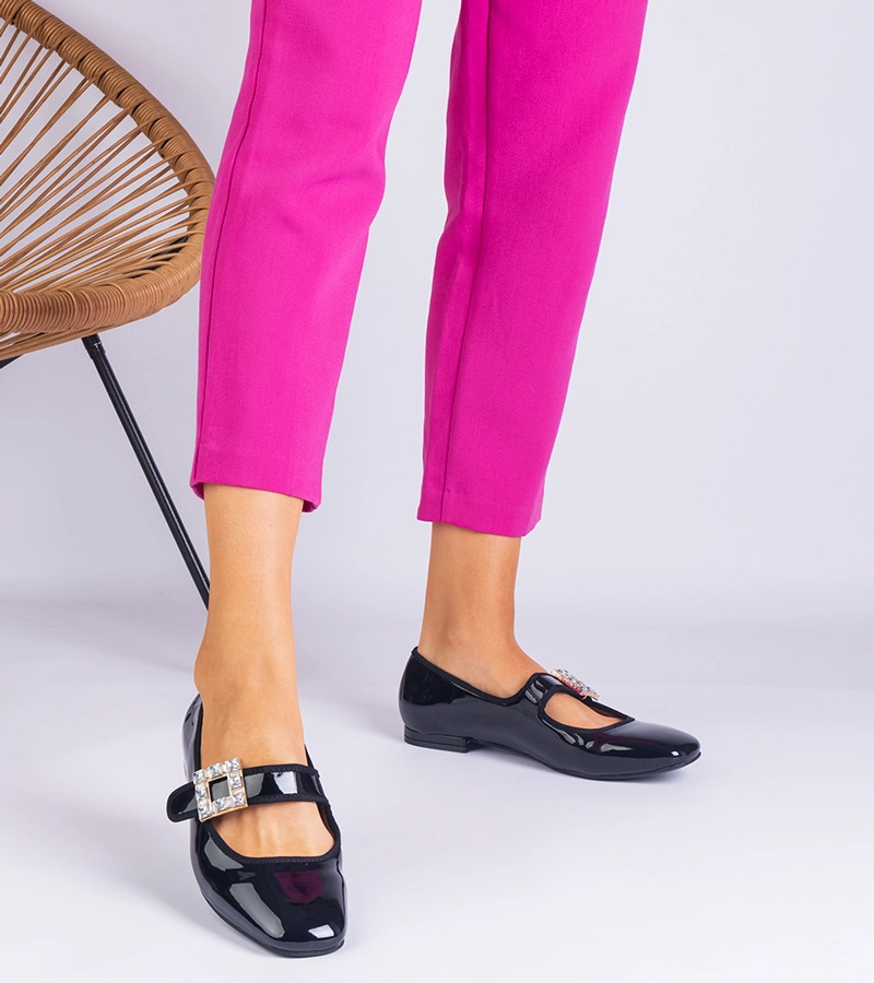 Balerini negri lăcuiți decorați cu cataramă Furseda