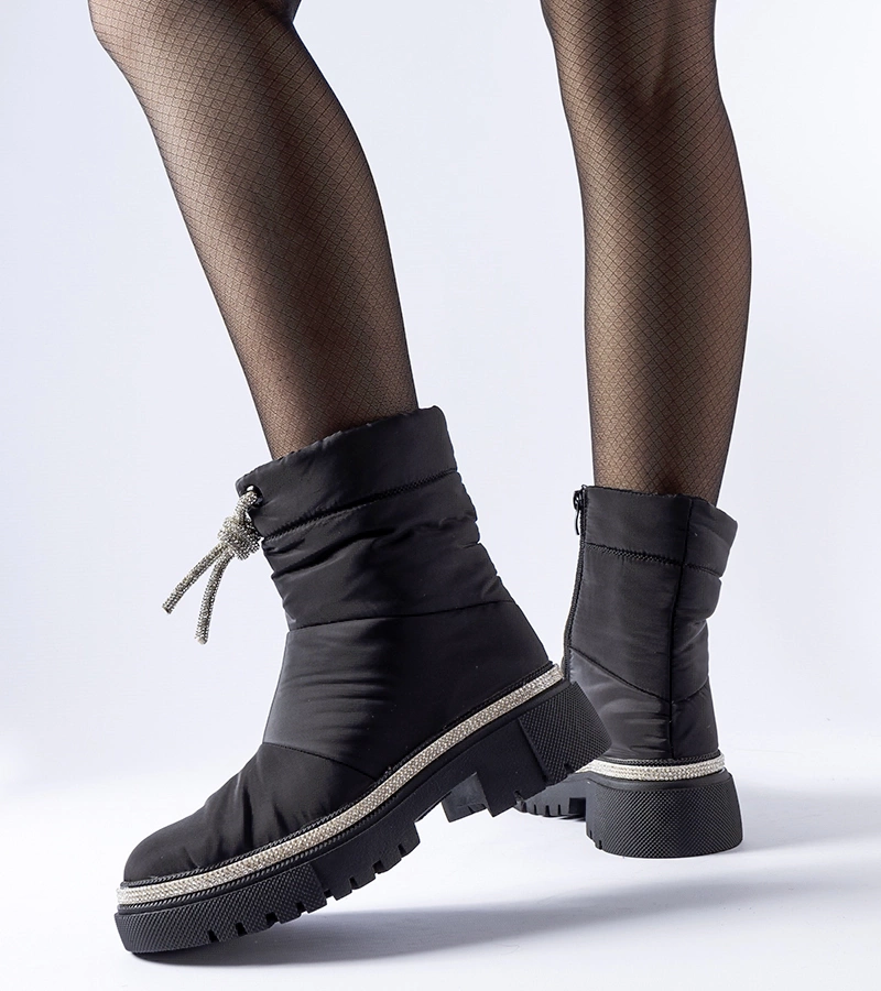 Cizme negre decorate cu zirconii Giusti