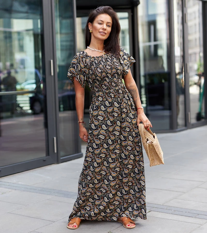 Rochie neagră cu model de Gless