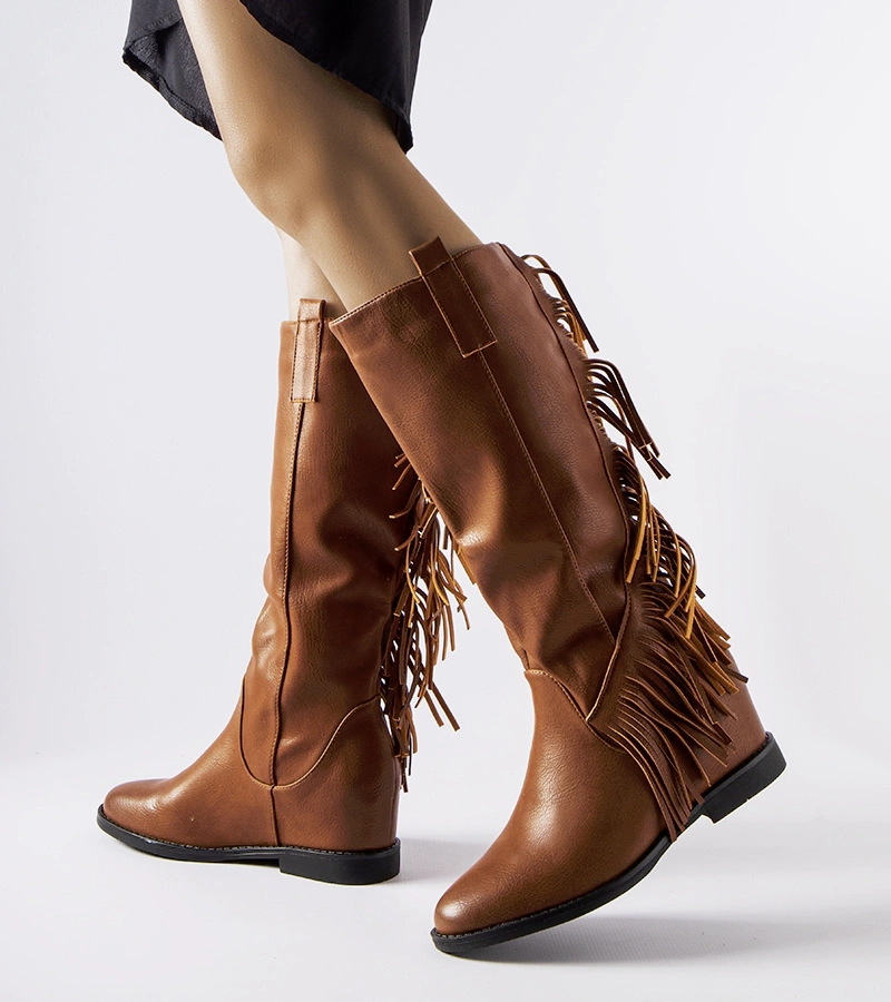 Cizme maro cu tocuri acoperite de Giorgia