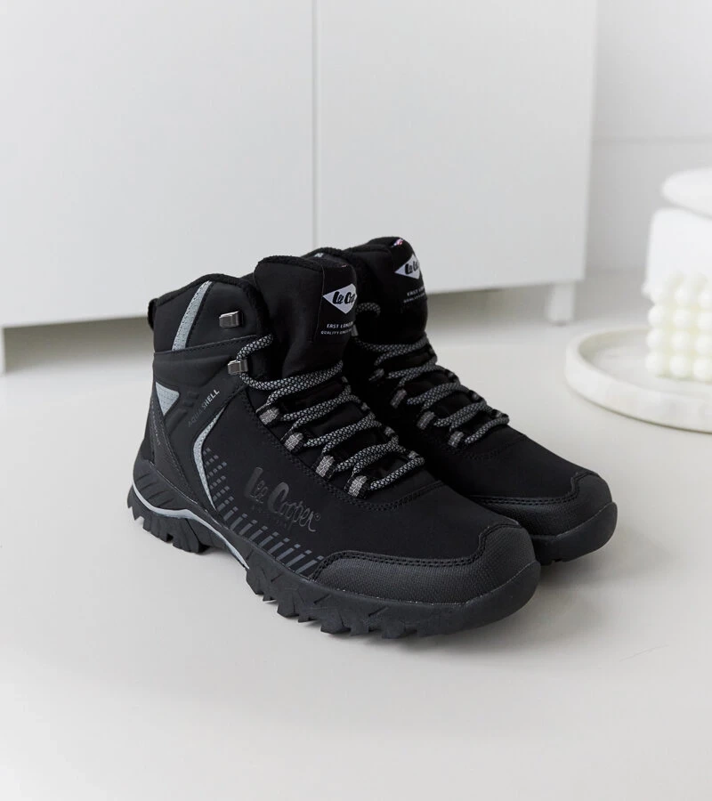 Botine negre pentru bărbați cu căptușeală, model LCJ-22-01-1399M BLACK.