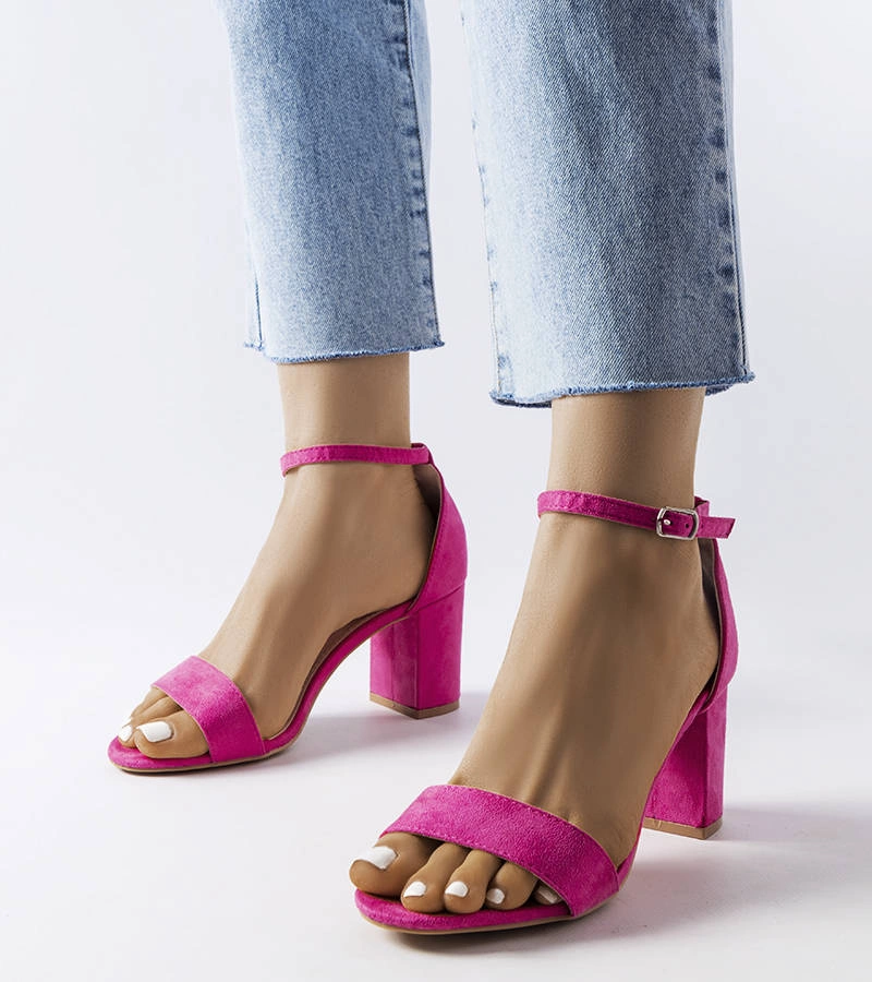 Sandale cu tocuri joase Lourna roz