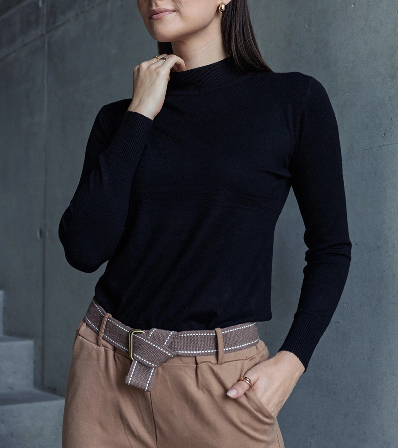 Cămașă neagră clasică cu croială lejeră Essana.