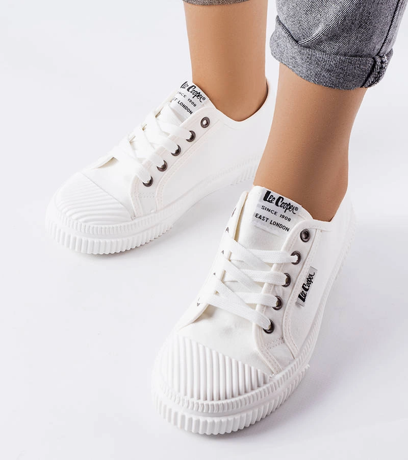 Pantofi de sport Lee Cooper albi LCW-23-44-1613L