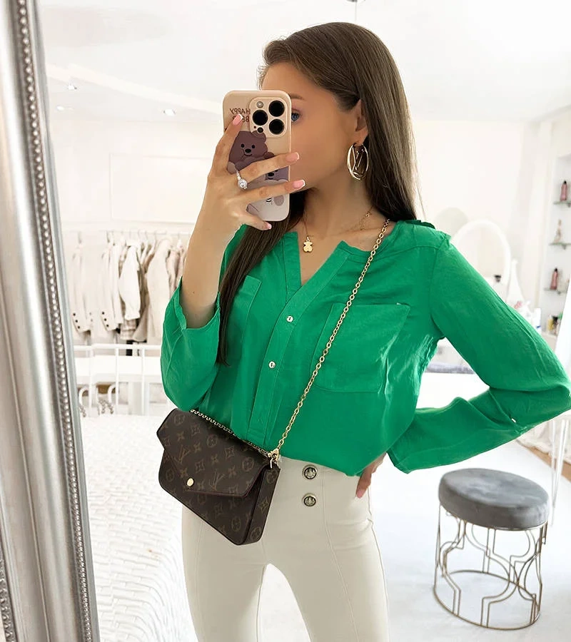 Bluză verde Clairs cu croială lejeră