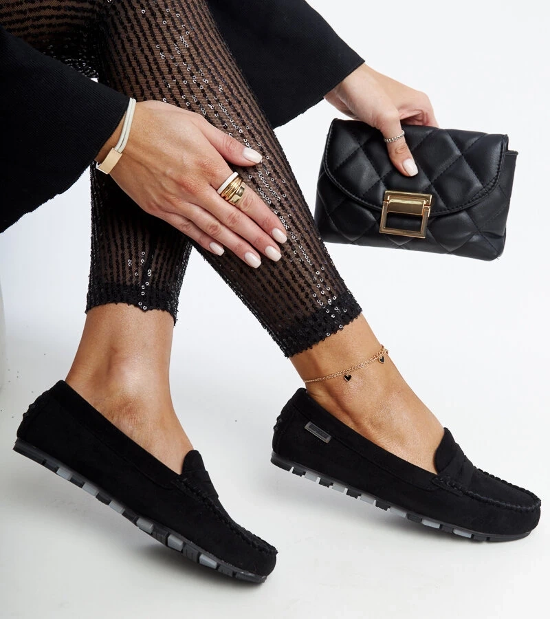 Mocasini de daim negri Nafisah